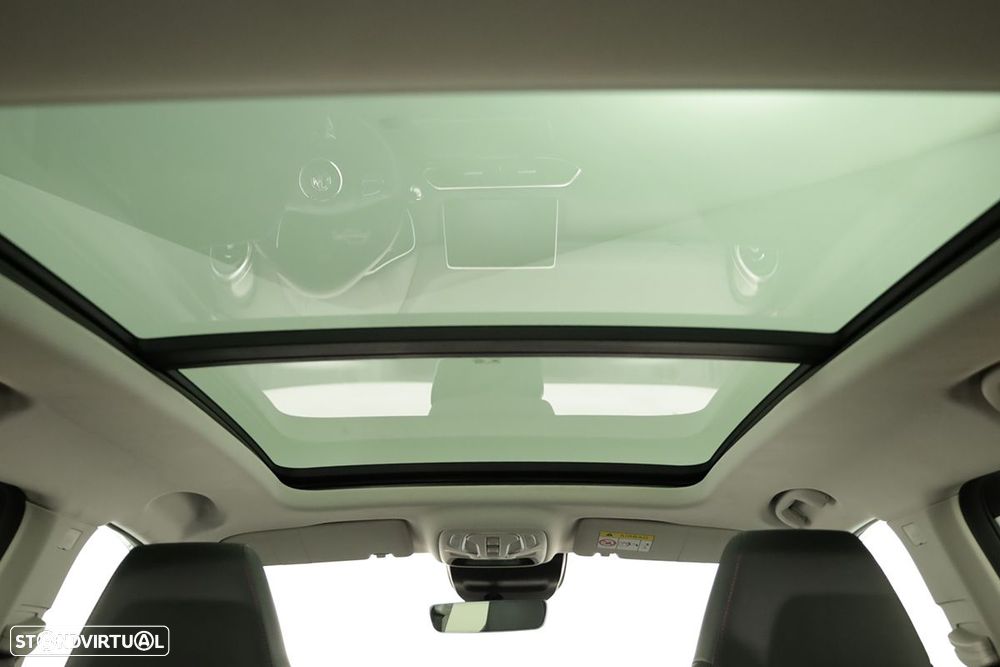 MG EHS 1.5 T-GDI Plug-in Hybrid Luxury - 27