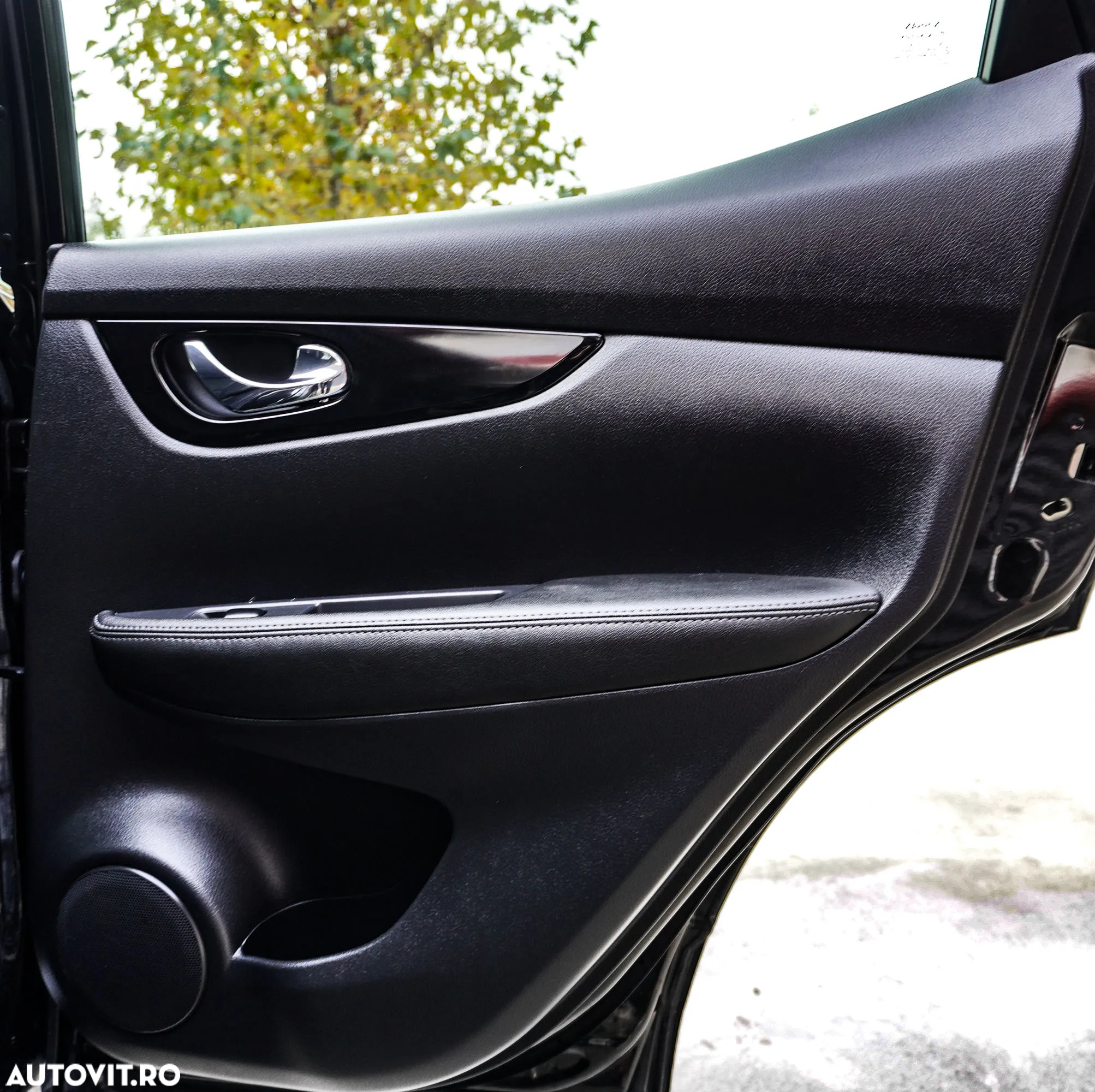 Nissan Qashqai 1.6 DCI Start/Stop X-TRONIC N-Connecta - 27