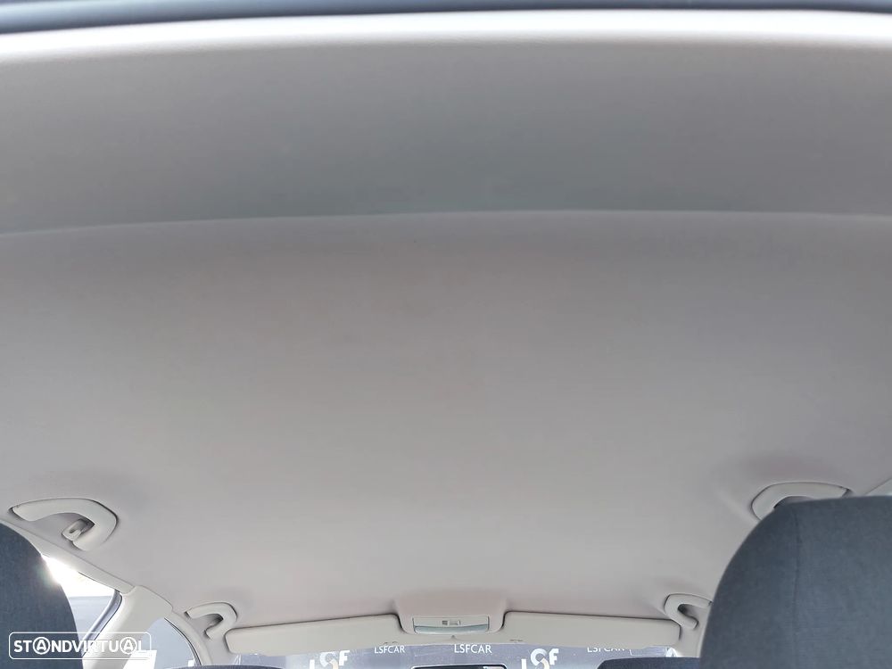 Skoda Fabia Break 1.4 Attractive AC - 22