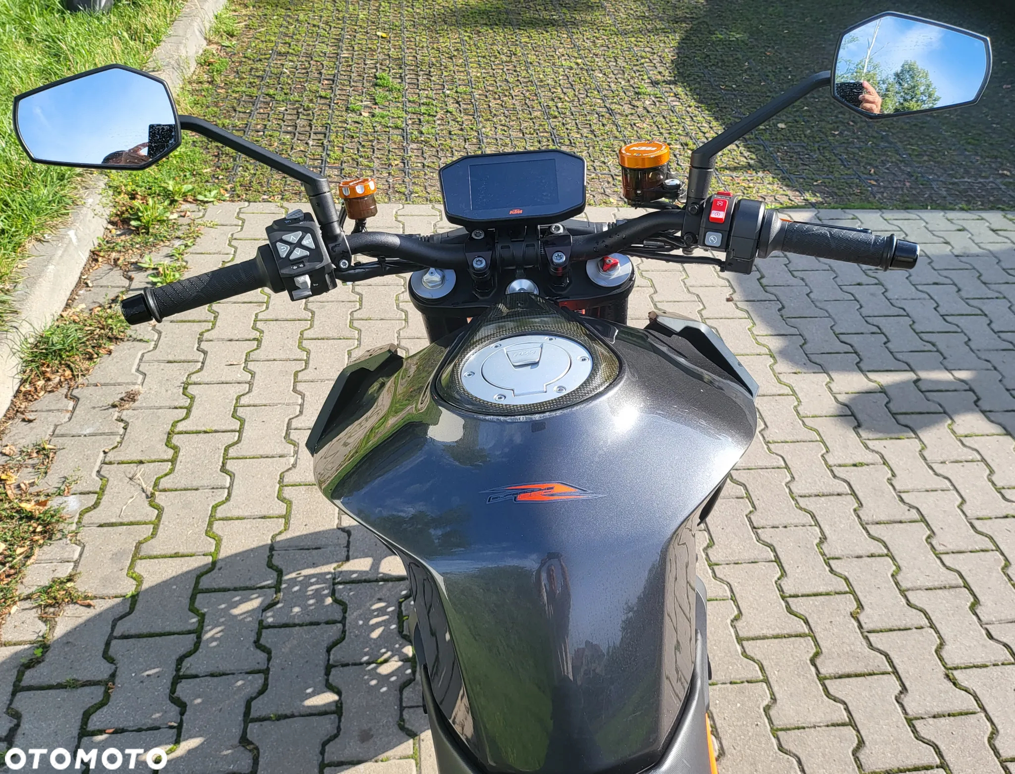 KTM Super Duke - 17