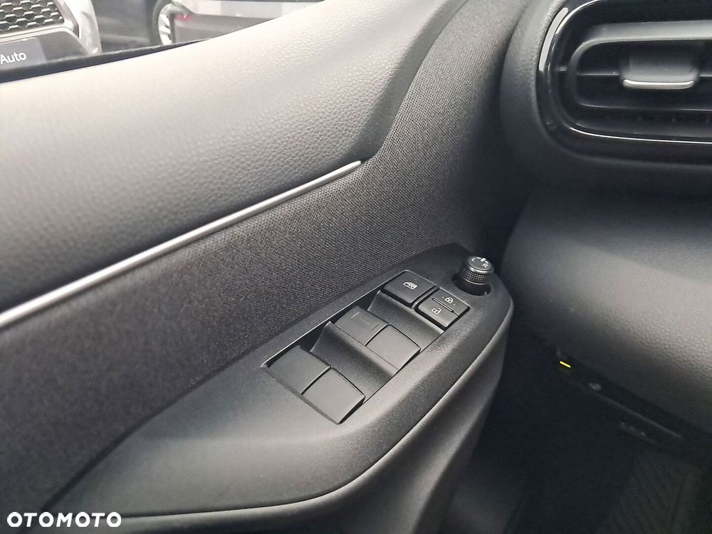 Toyota Yaris Hybrid 1.5 Style - 20