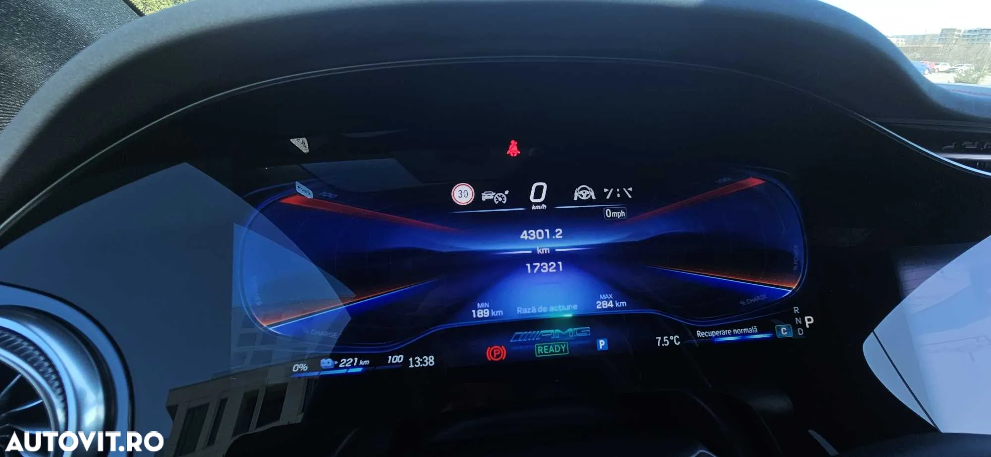 Mercedes-Benz EQE AMG 43 4MATIC - 24