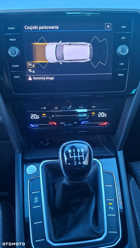 Volkswagen Passat 2.0 TDI EVO Business - 21