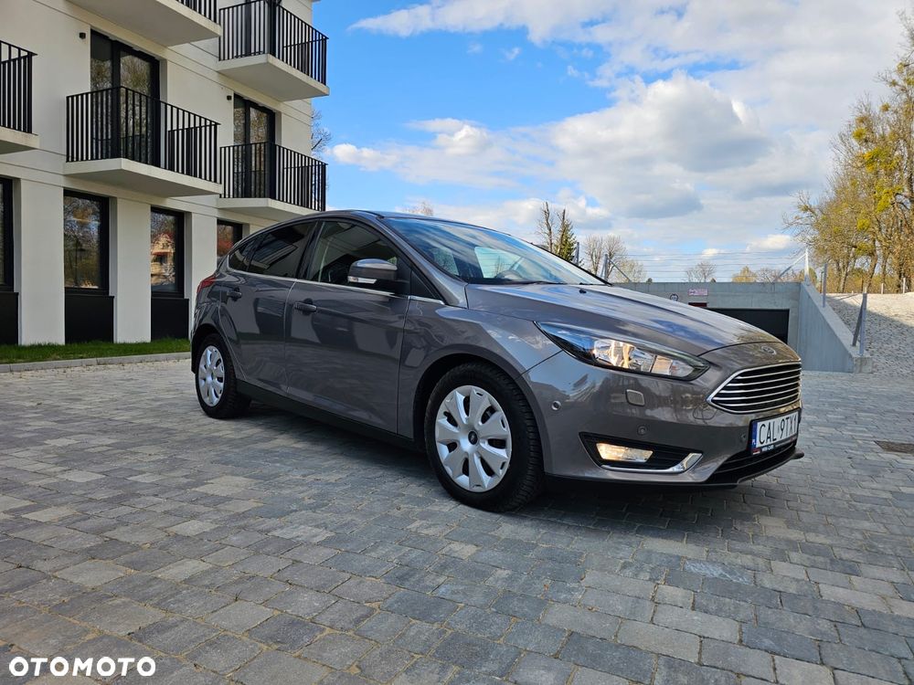 Ford Focus 1.0 EcoBoost Titanium ASS - 4