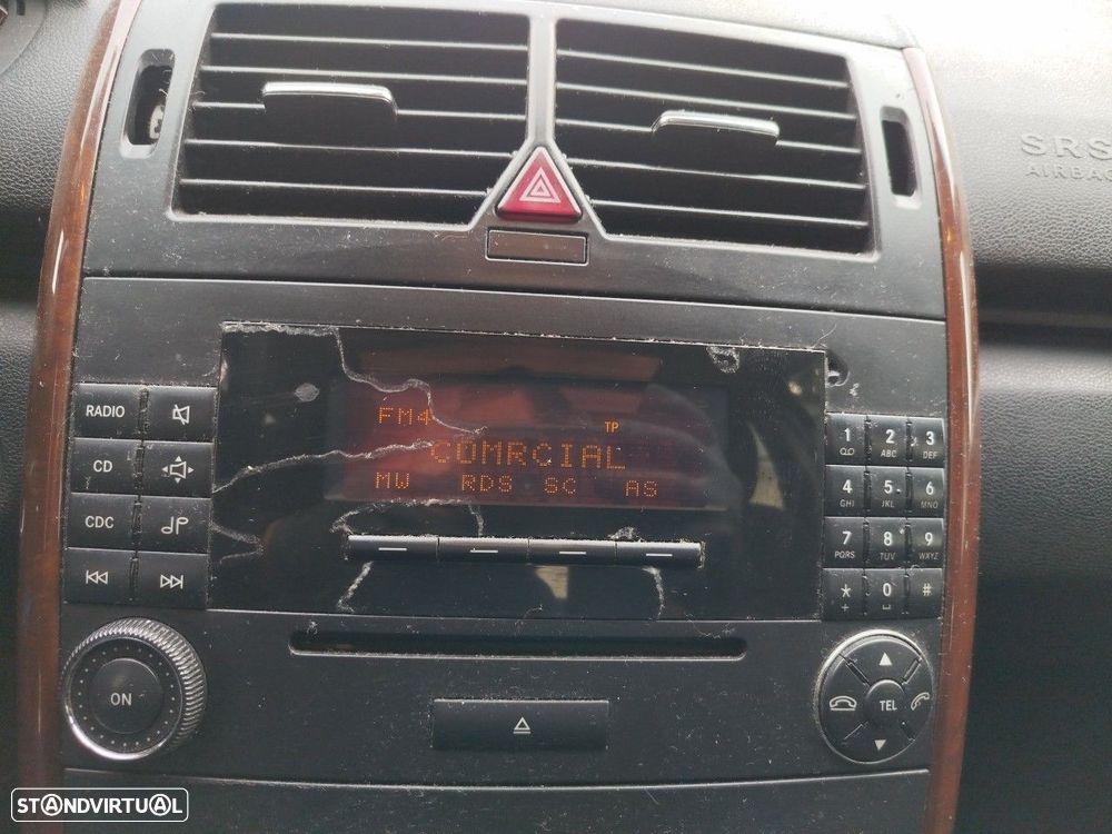 Rádio / auto-rádio MERCEDES-BENZ Classe A (W169) - 1