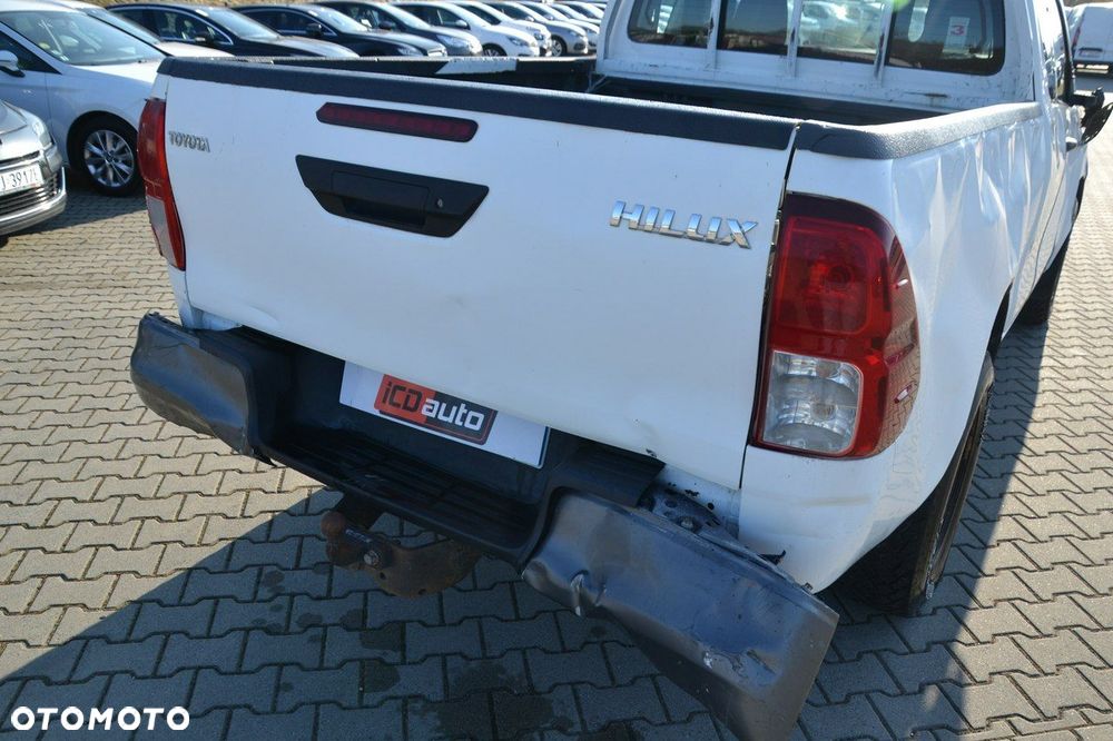 Toyota Hilux - 18