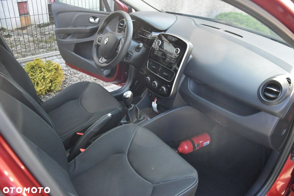 Renault Clio (Energy) TCe 75 Start & Stop LIMITED - 23