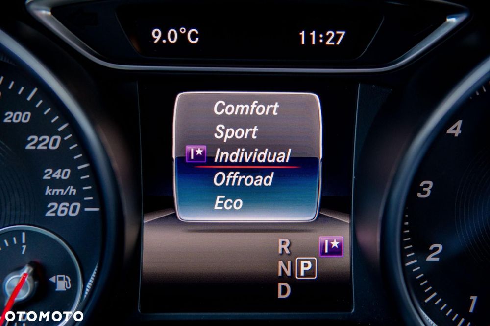 Mercedes-Benz GLA 220 4-Matic - 23