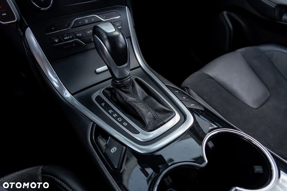 Ford Galaxy 2.0 TDCi Bi-Turbo Titanium PowerShift - 35