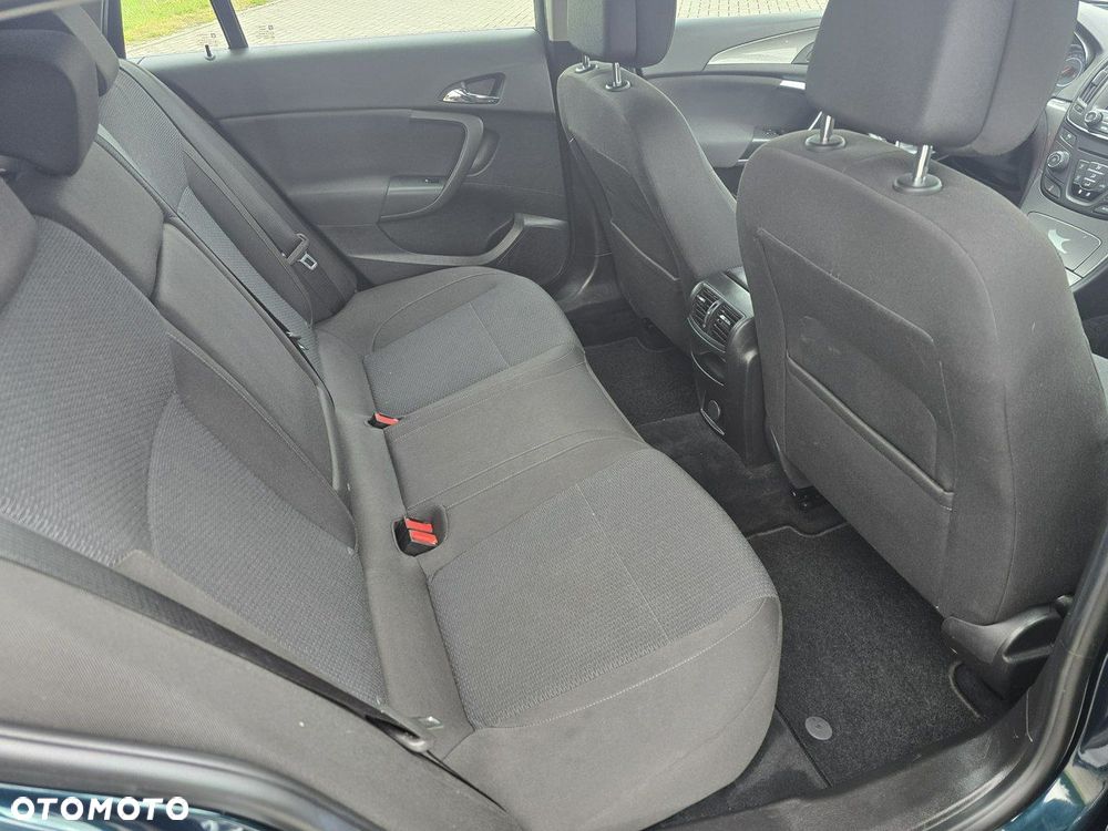Opel Insignia - 21