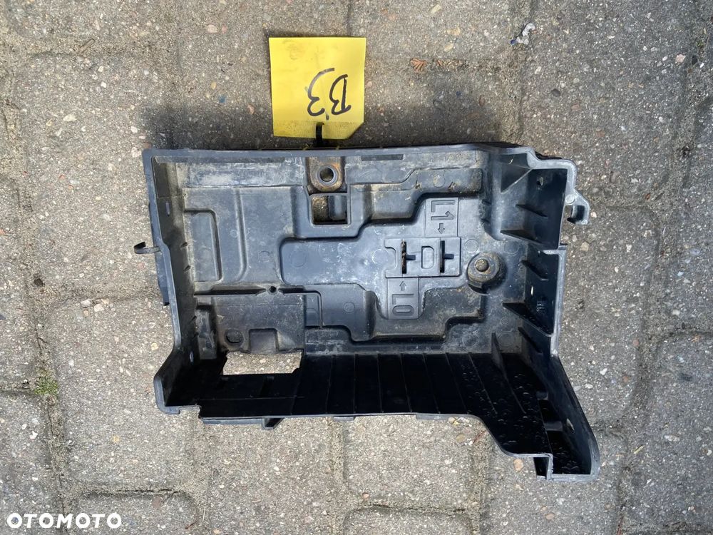 PEUGEOT 2008 I Citroen C3 III Podstawa akumulatora 9676054080 - 1