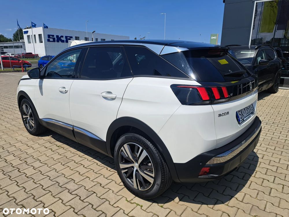 Peugeot 3008 1.2 PureTech Allure S&S EAT8 - 4