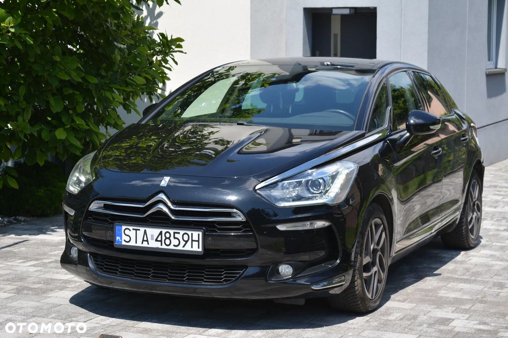Citroën DS5 e-HDi 115 EGS6 Chic - 30