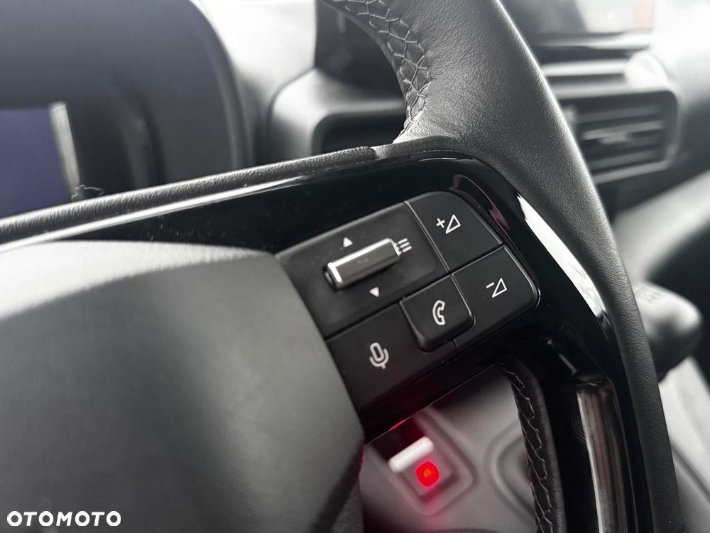 Opel Cargo L2 950kg - 17