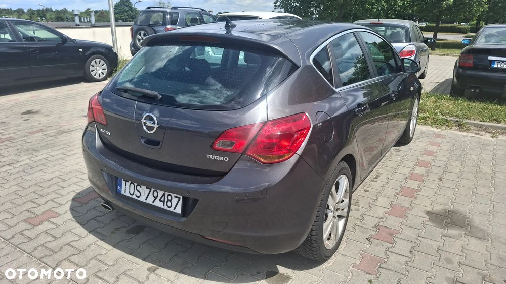 Opel Astra 1.4 Turbo Design Edition - 5