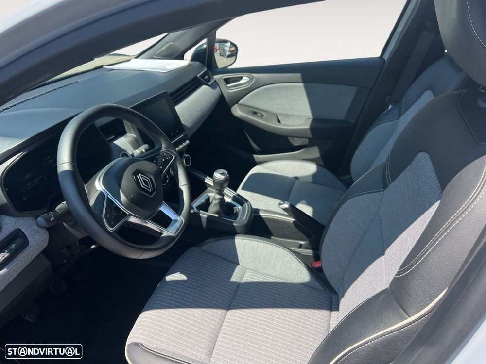 Renault Clio 1.0 TCe Techno - 9