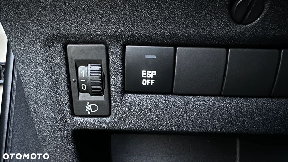 Citroën C4 1.4 16V Style - 22