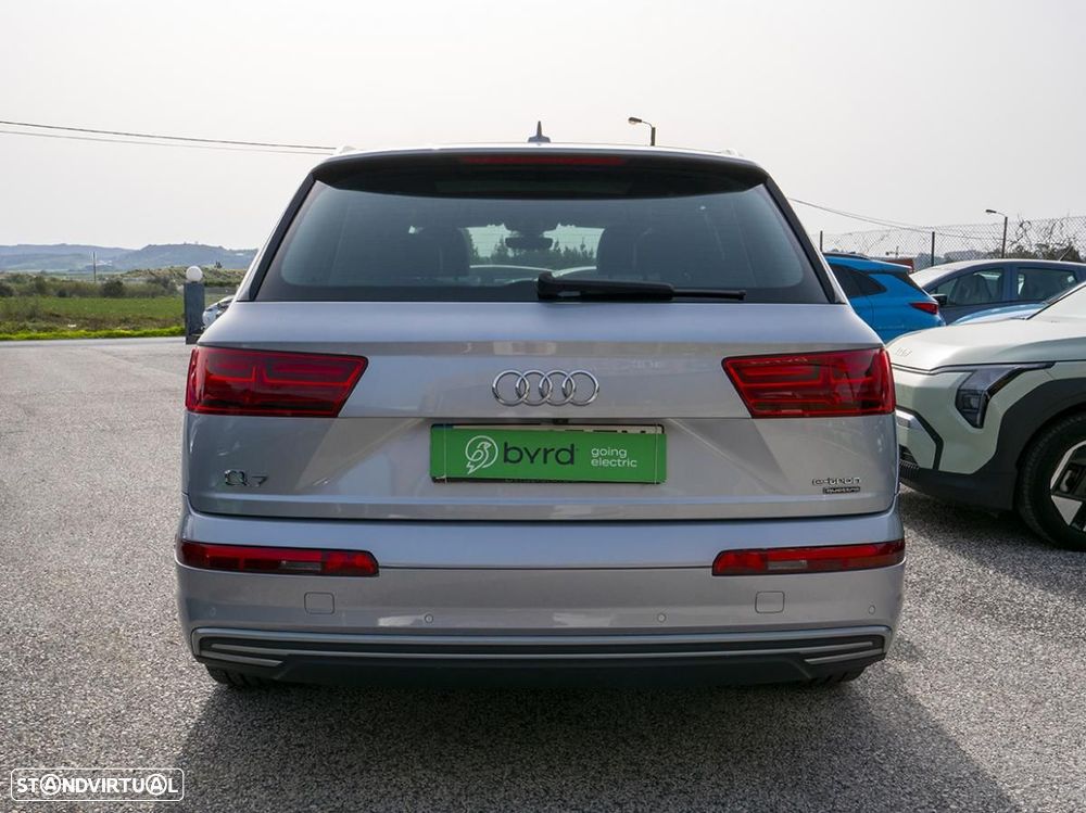 Audi Q7 3.0 TDI e-tron quattro tiptronic — fotografia 13
