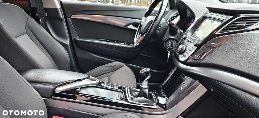 Hyundai i40 Kombi 1.7 CRDi Premium - 30