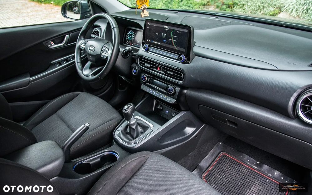 Hyundai Kona - 16
