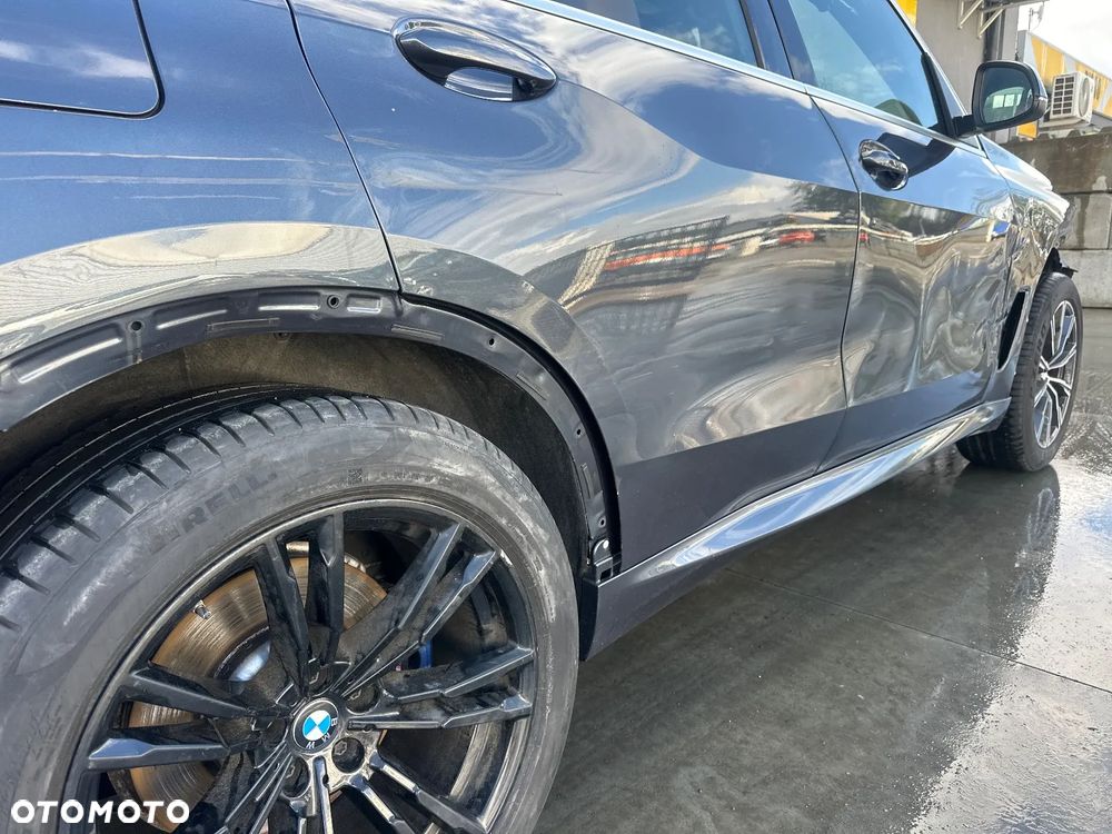 BMW X5 xDrive25d - 38