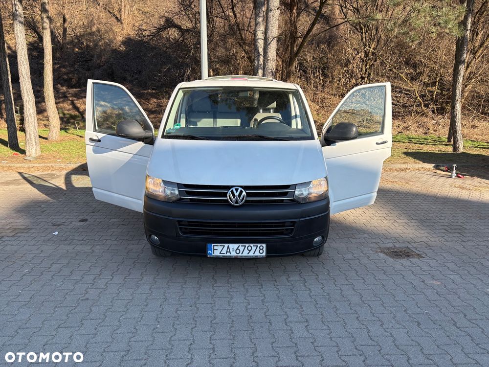 Volkswagen T5 - 23
