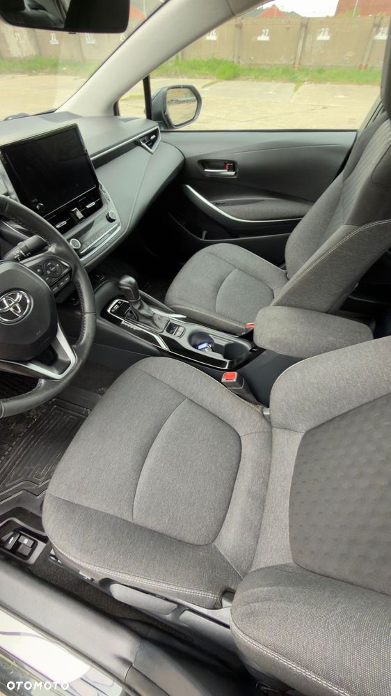 Toyota Corolla 1.8 Hybrid Comfort - 12