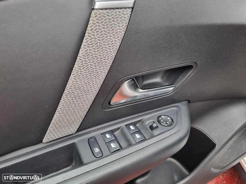 Citroën C4 1.5 BlueHDi Shine EAT8 - 16