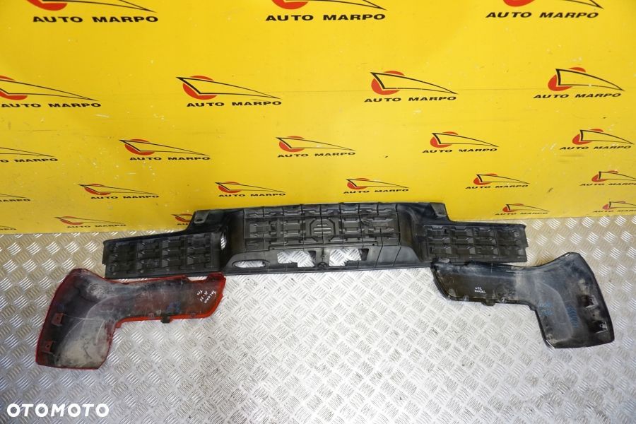 TOYOTA TACOMA 2016 - 2020 Stopień Nakładka Zderzaka Próg Tył 52461 04020 - 4