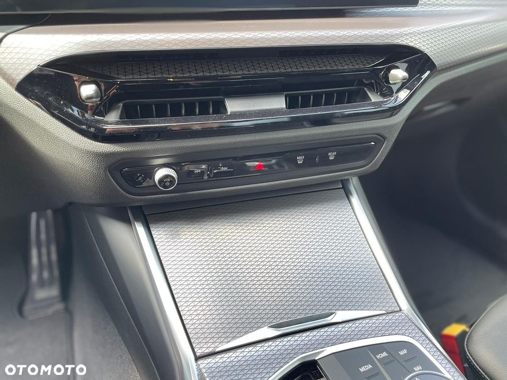 BMW Seria 3 - 23