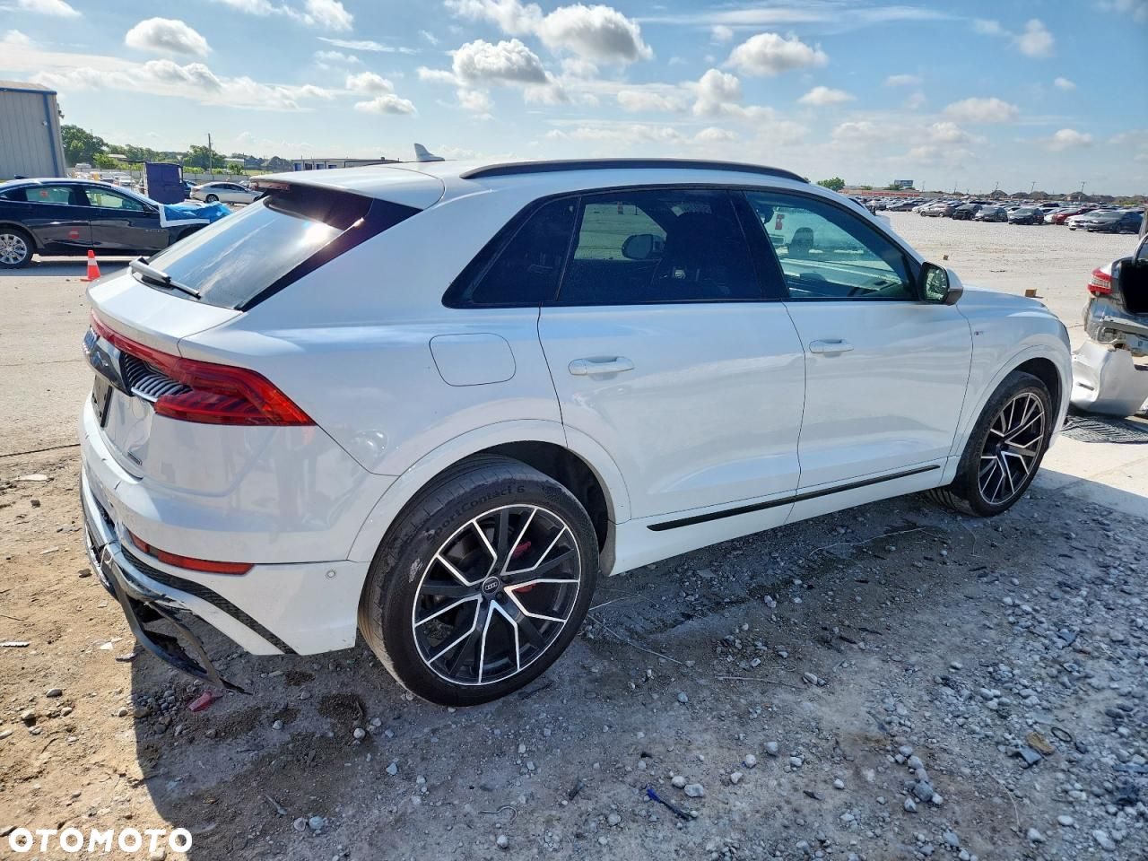 Audi Q8 - 4