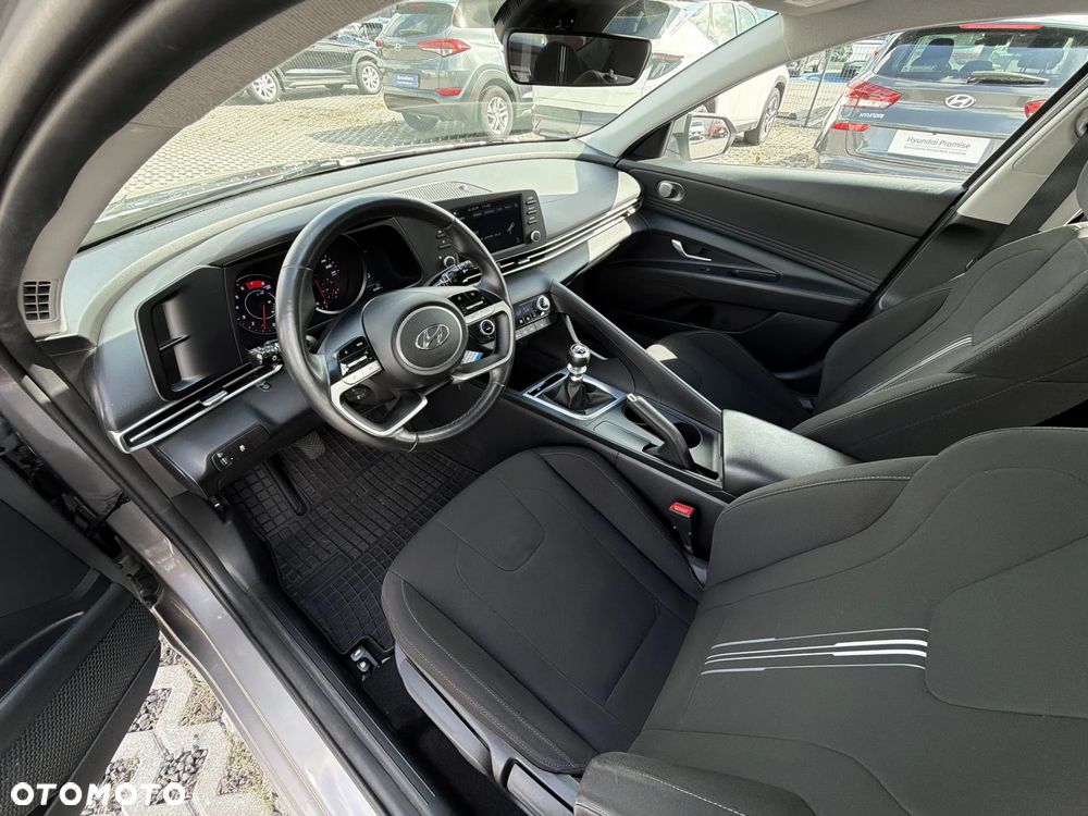 Hyundai Elantra 1.6 Smart - 7