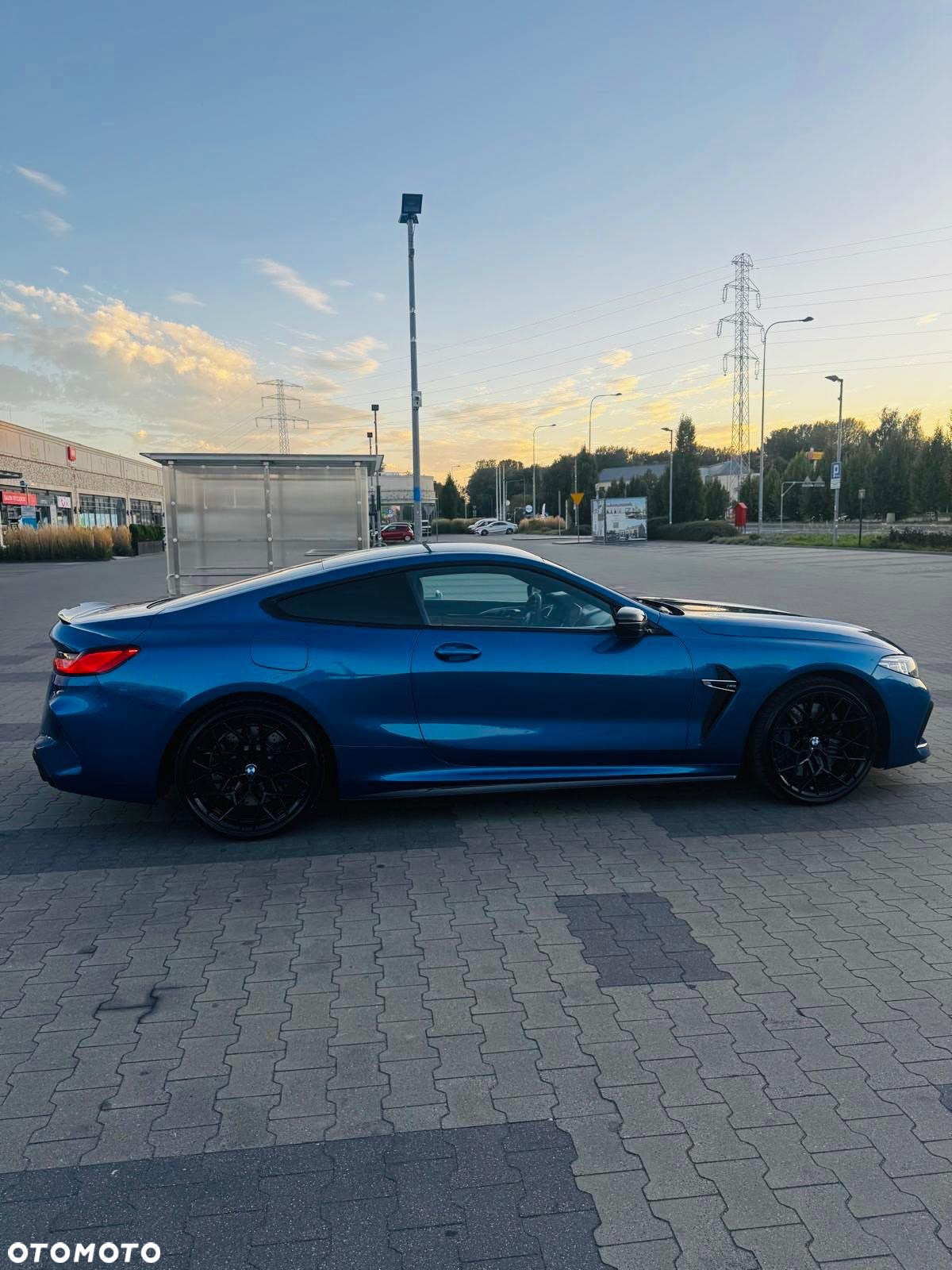 BMW M8 Competition - 3