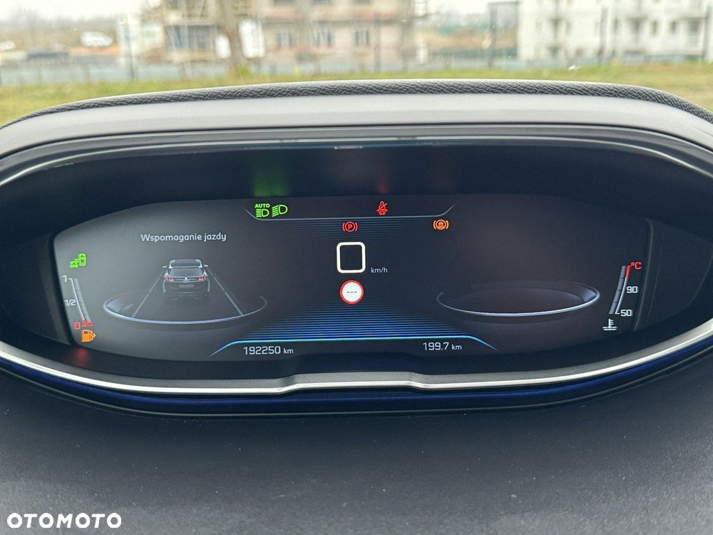 Peugeot 3008 2.0 HDi Premium - 28