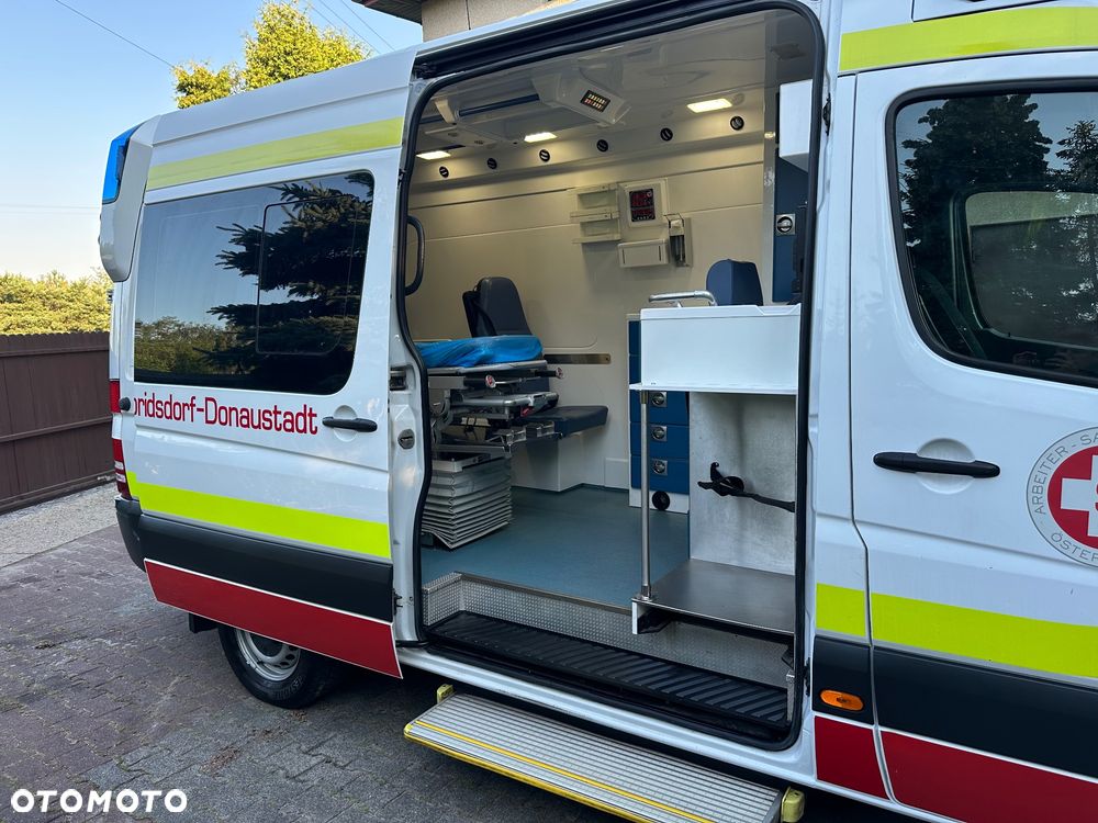 Mercedes-Benz Sprinter - 15
