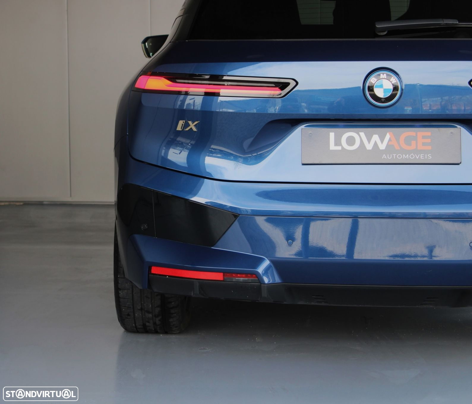 BMW iX xDrive 50 Pack Desportivo - 40