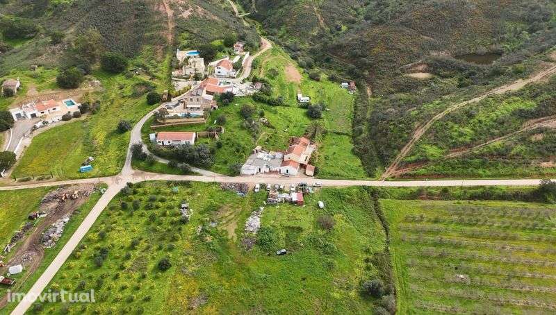 Herdade com terreno industrial - Grande imagem: 2/4