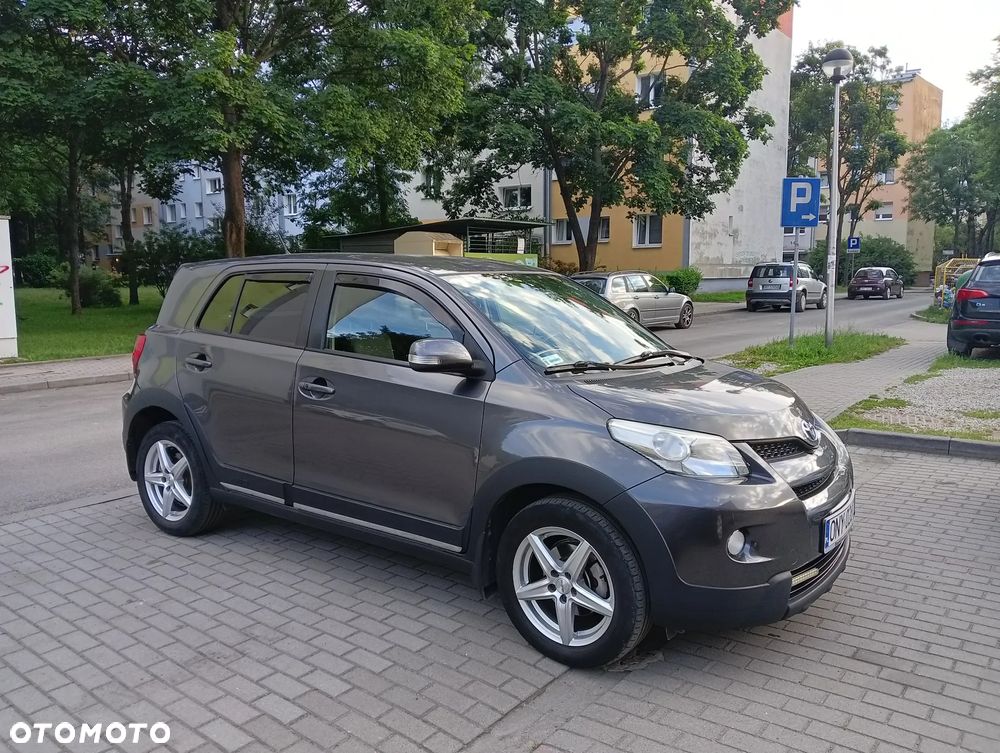 Toyota Urban Cruiser - 4