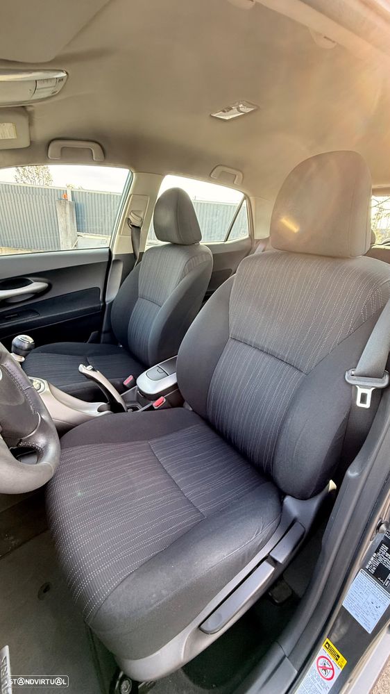 Toyota Auris 1.4 VVT-i AC+VSC - 10