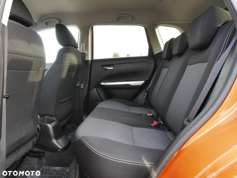 Suzuki Vitara 1.6 (4x4) Allgrip Comfort - 9