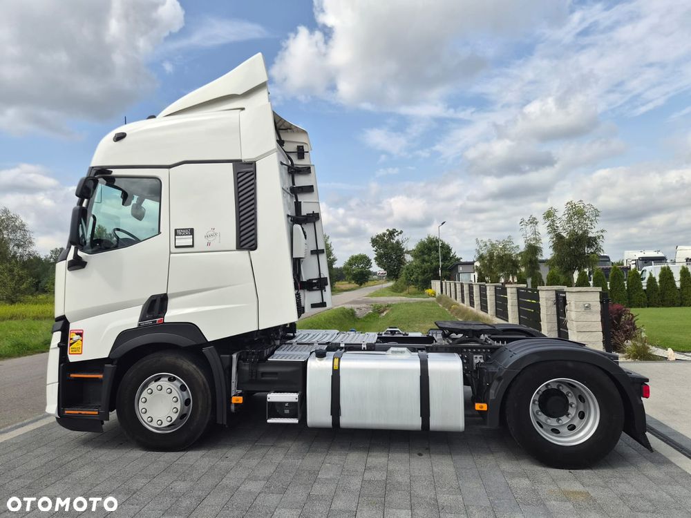 Renault T480 - 4
