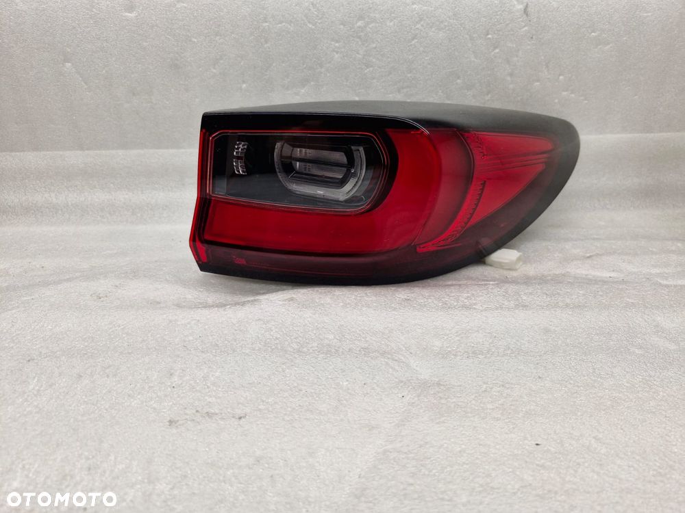 MAZDA CX-60 LED LAMPA TYL CAŁA W KLAPĘ I BŁOTNIK KBB451150 - 6