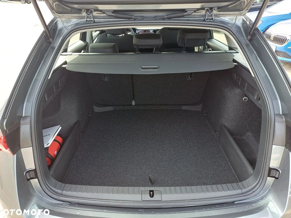 Skoda Octavia 2.0 TDI Drive Essence DSG - 35