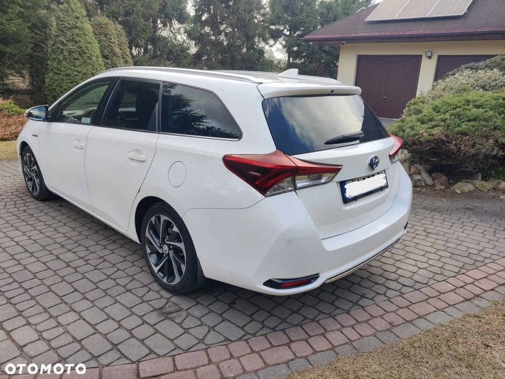 Toyota Auris Hybrid 135 Premium - 15
