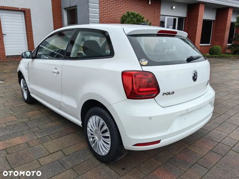 Volkswagen Polo 1.4 TDI (Blue Motion Technology) Comfortline - 8