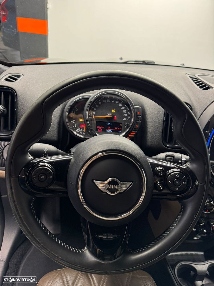 MINI Countryman Cooper D Auto - 6