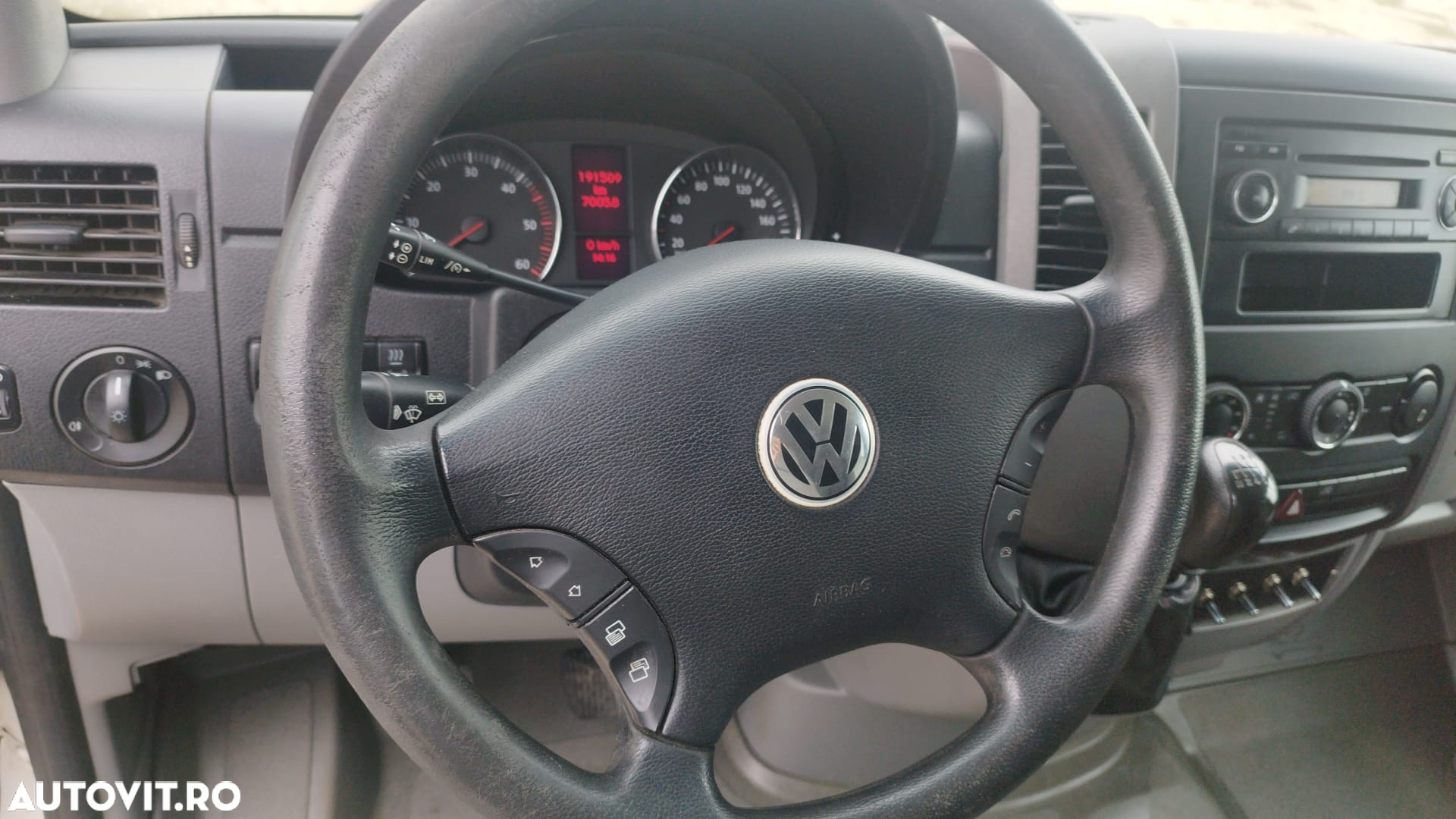 Volkswagen Crafter 7 locuri - 12