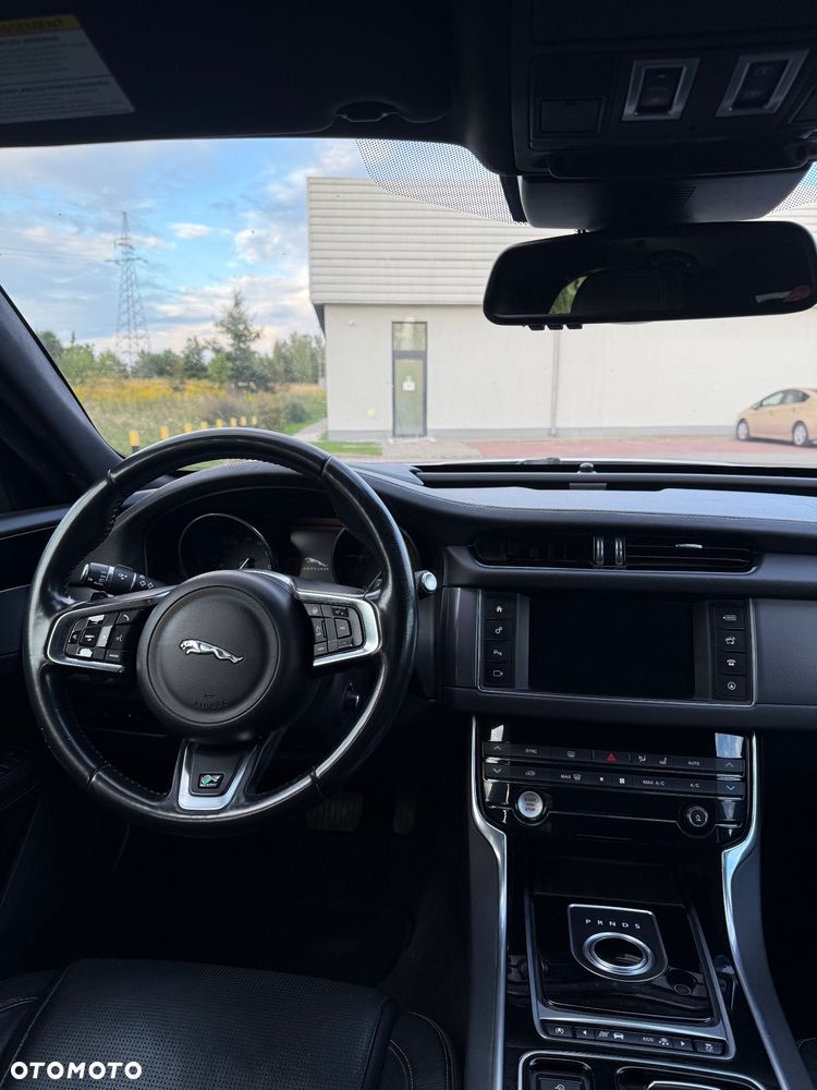 Jaguar XF 3.0 V6 AWD Pure - 14