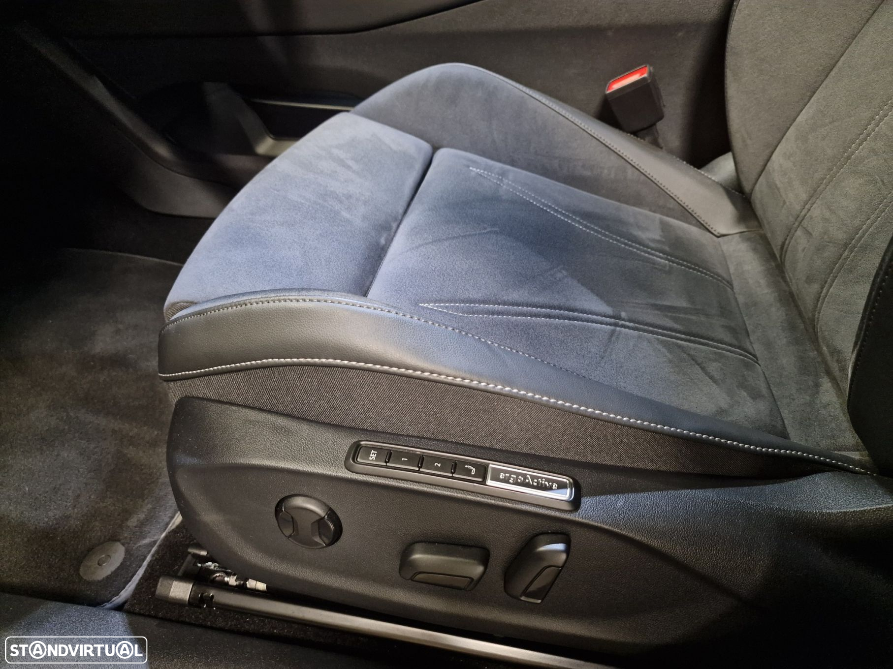 VW ID.7 Tourer 77 kWh Pro Urban - 27