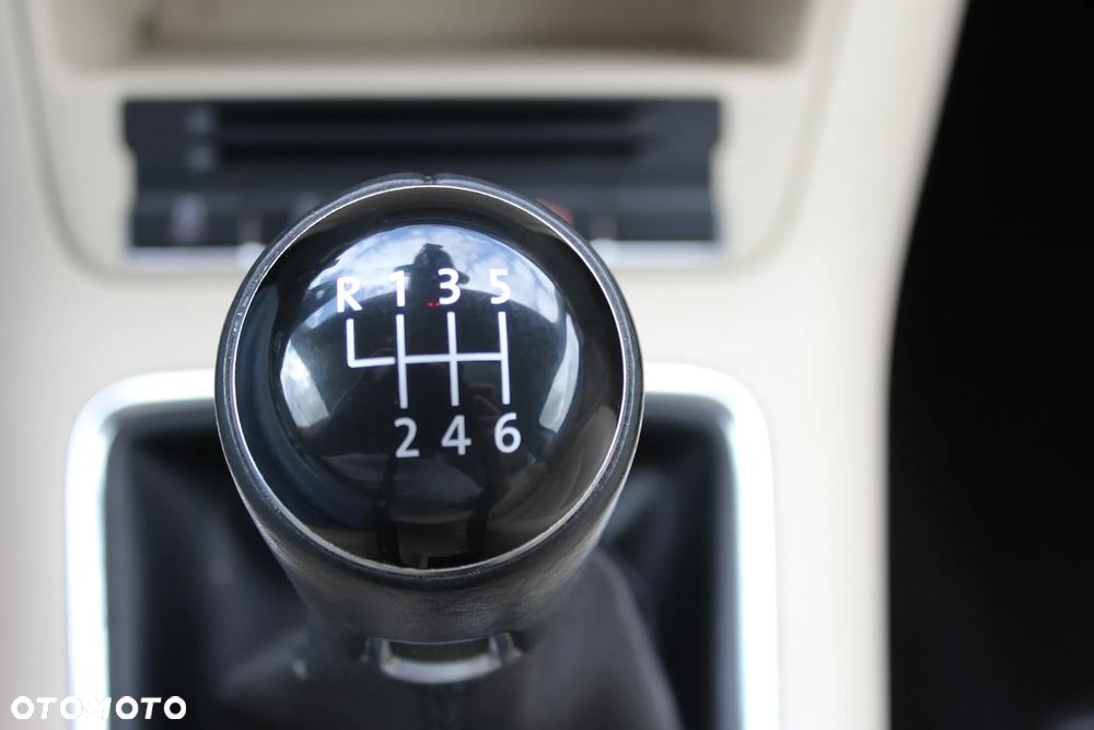 Volkswagen Tiguan 2.0 TDI DPF BlueMotion Technology Team - 27